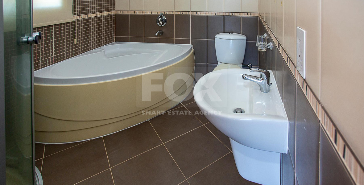 Four-Bedroom House with Swimming Pool in Argaka, Paphos for sale