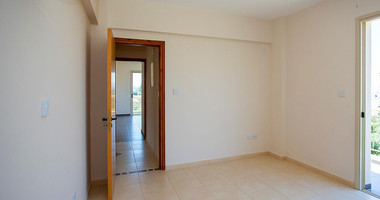 Four-Bedroom House with Swimming Pool in Argaka, Paphos for sale