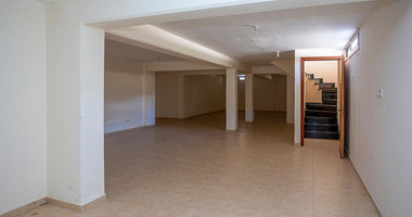 Four-Bedroom House with Swimming Pool in Argaka, Paphos for sale