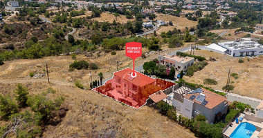 Four-Bedroom House with Swimming Pool in Argaka, Paphos for sale