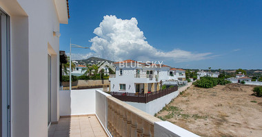 One-bedroom apartment for sale in Tala, Paphos , communal swimming pool, and Title Deed. Ideal for living or investment.