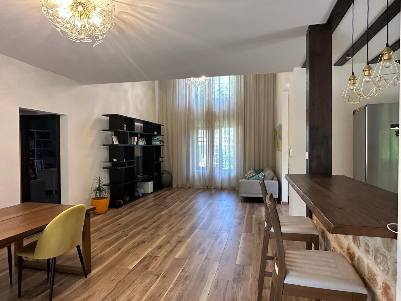 6-Schlafzimmer-Villa 220 m² in Souni Zanatzia, Zypern