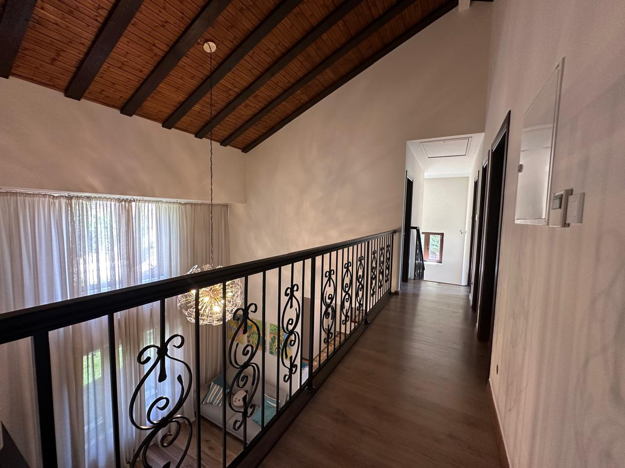 6-Schlafzimmer-Villa 220 m² in Souni Zanatzia, Zypern