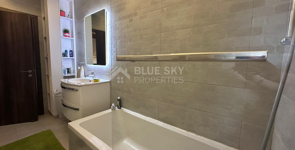 Contemporary Six-Bedroom Luxury Villa with Private Pool & Smart Home Technology,  Souni