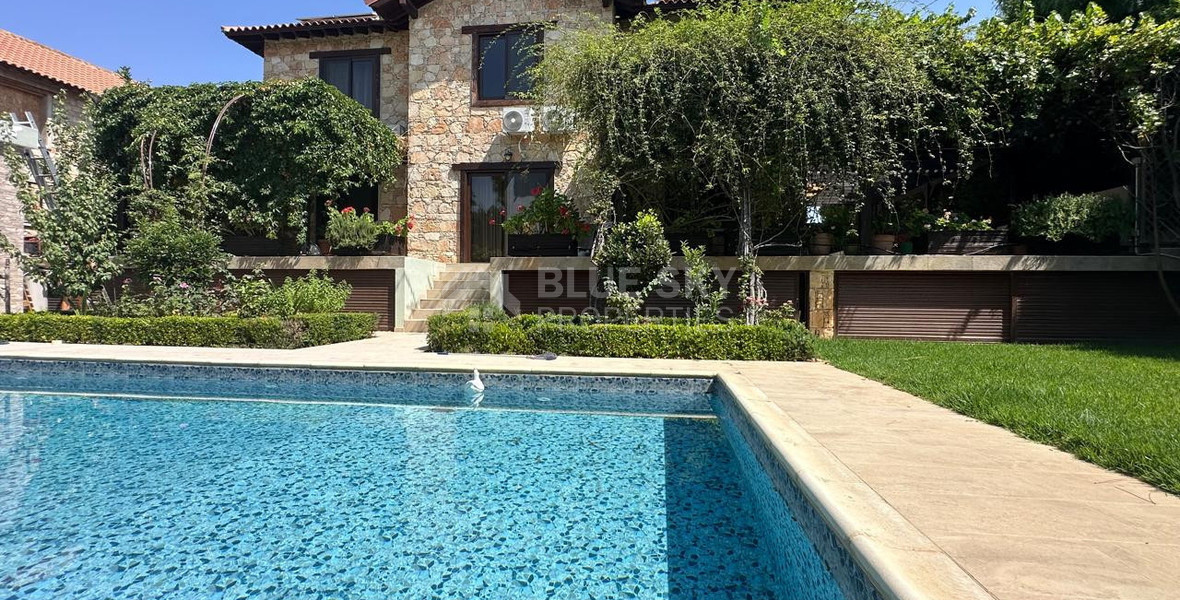Contemporary Six-Bedroom Luxury Villa with Private Pool & Smart Home Technology,  Souni