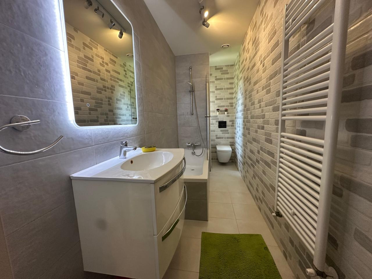 6-Schlafzimmer-Villa 220 m² in Souni Zanatzia, Zypern