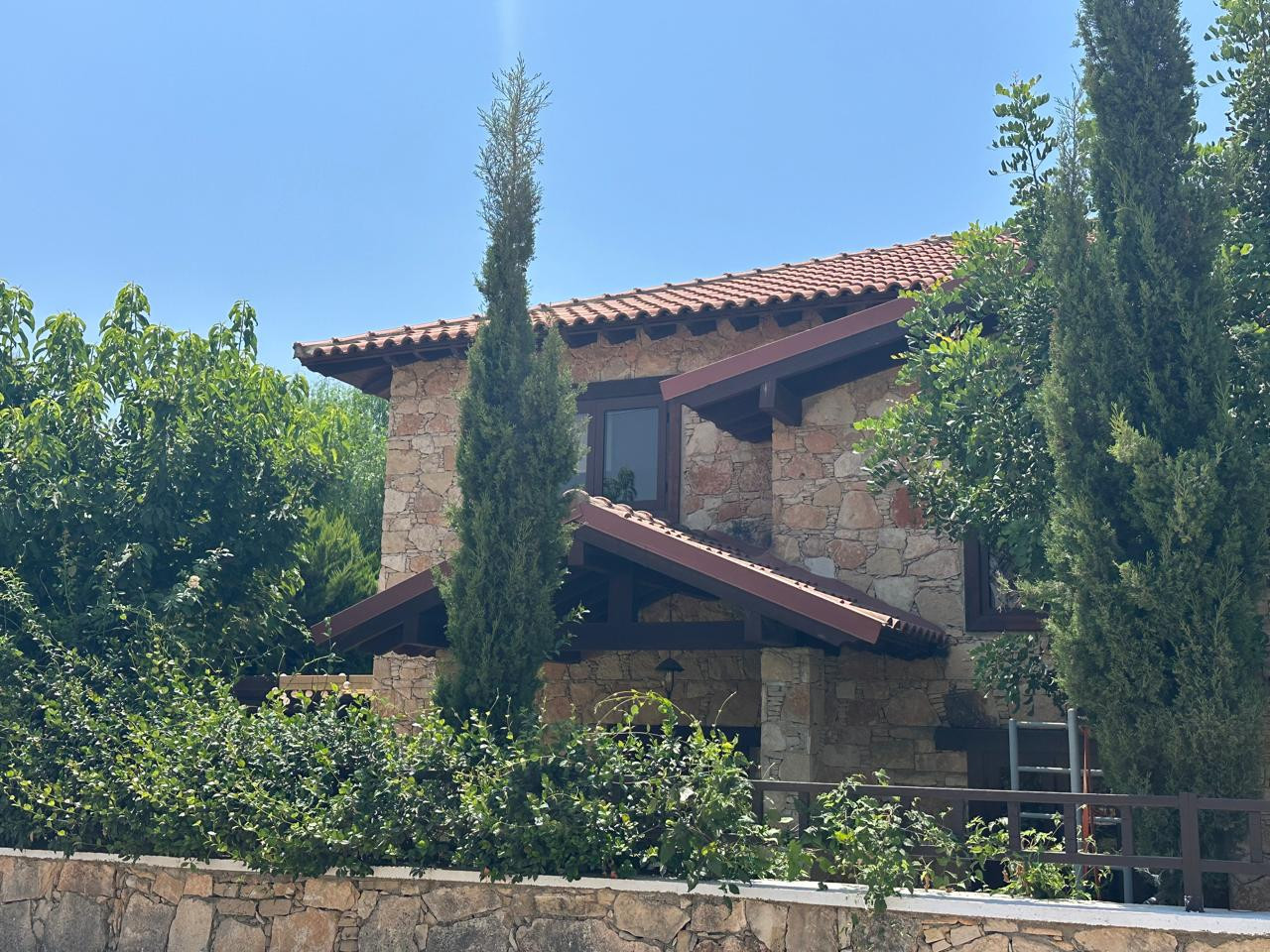 6-Schlafzimmer-Villa 220 m² in Souni Zanatzia, Zypern