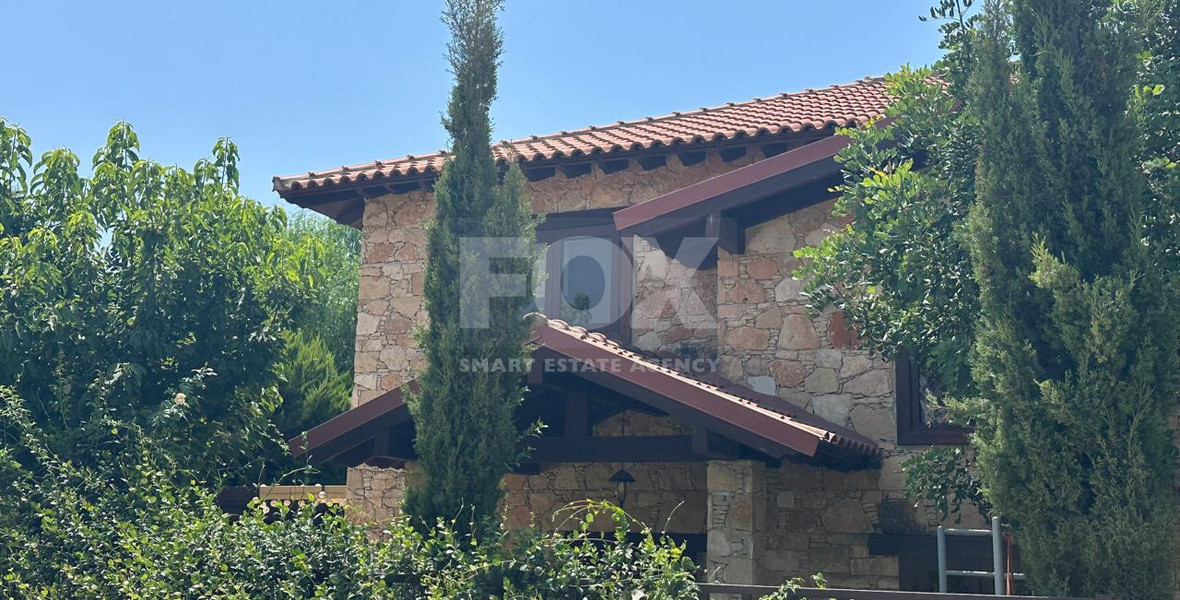 Contemporary Six-Bedroom Luxury Villa with Private Pool & Smart Home Technology,  Souni
