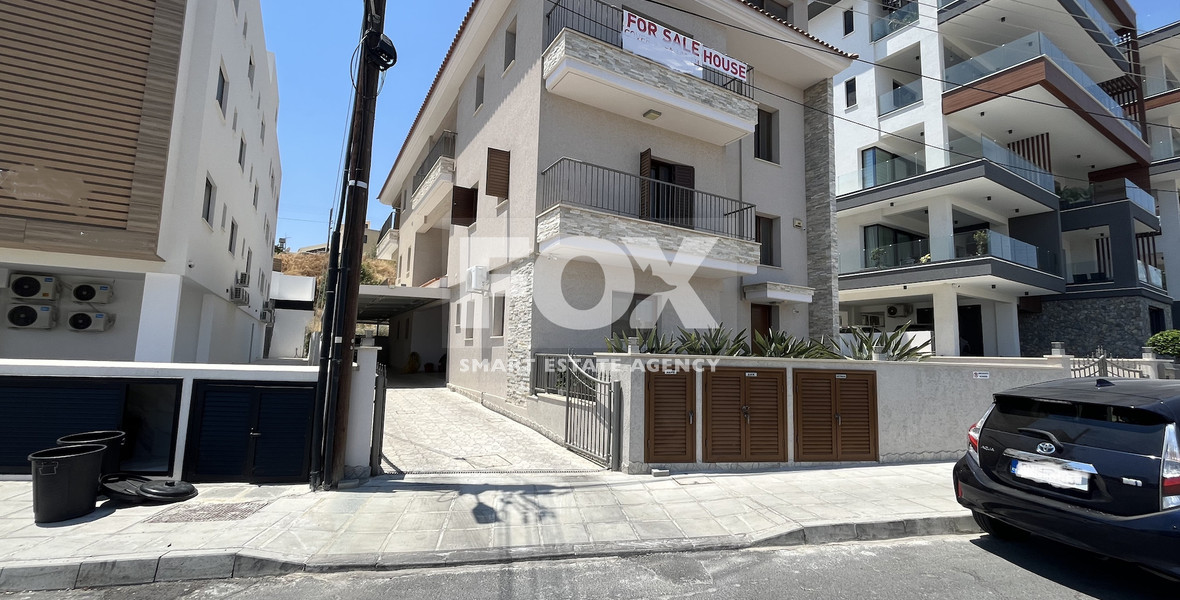 Luxurious Four-Bed House for Sale with Sea View in Agios Athanasios