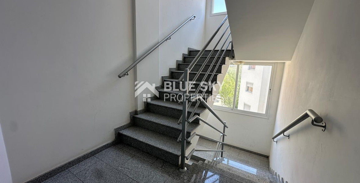 Modern Three-Bedroom Fully Furnished Apartment for Rent | Kato Polemidia