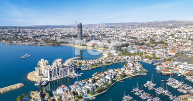 Luxury Coastal Apartment with Five-Star Amenities in Limassol – Spacious Four-Bedroom Residence for sale close to Limassol Marina