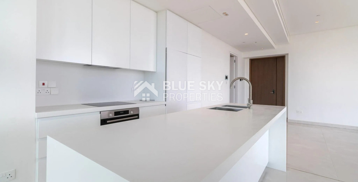 Luxury Coastal Apartment with Five-Star Amenities in Limassol – Spacious Four-Bedroom Residence for sale close to Limassol Marina