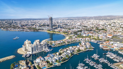 Luxury Coastal Apartment with Five-Star Amenities in Limassol – Spacious Four-Bedroom Residence for sale close to Limassol Marina