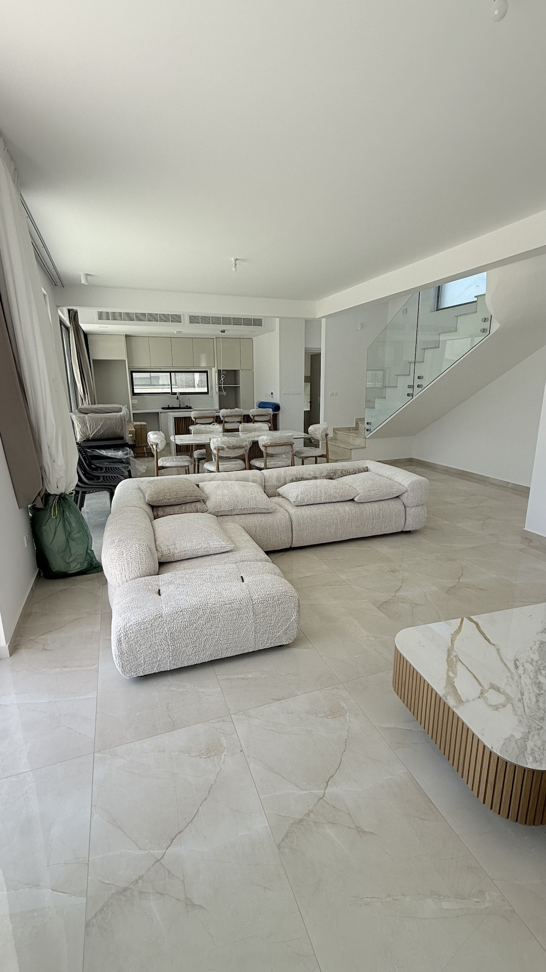 For rent Luxury Exclusive Gated Coastal Villa in Geroskipou in Paphos
