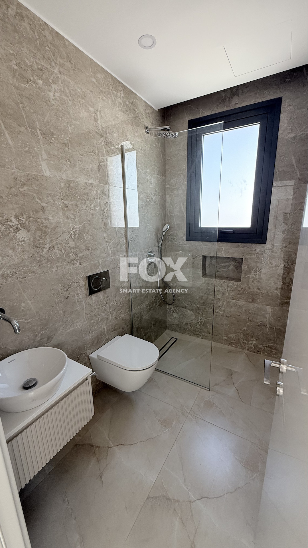 For rent Luxury Exclusive Gated Coastal Villa in Geroskipou in Paphos