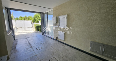 Three Bedroom Modern-Detached House with Garden in Zakaki Area