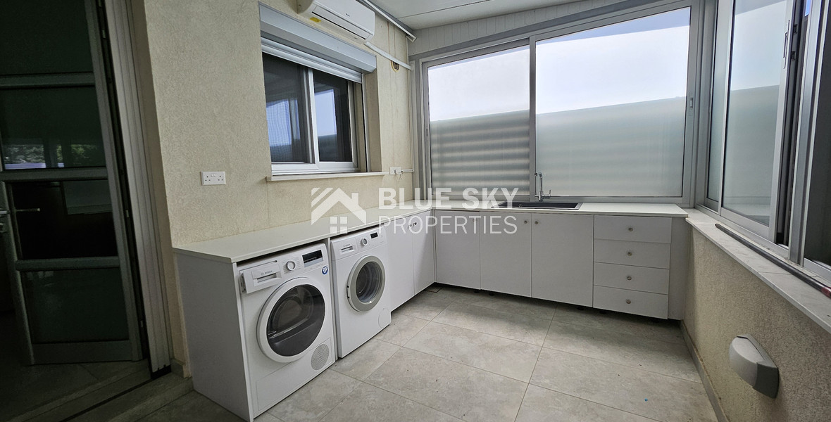 Three Bedroom Modern-Detached House with Garden in Zakaki Area