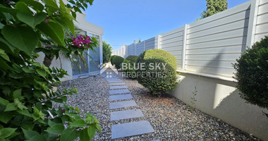 Three Bedroom Modern-Detached House with Garden in Zakaki Area