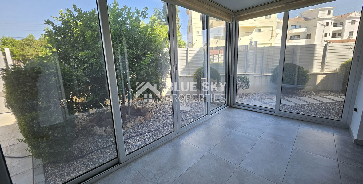 Three Bedroom Modern-Detached House with Garden in Zakaki Area