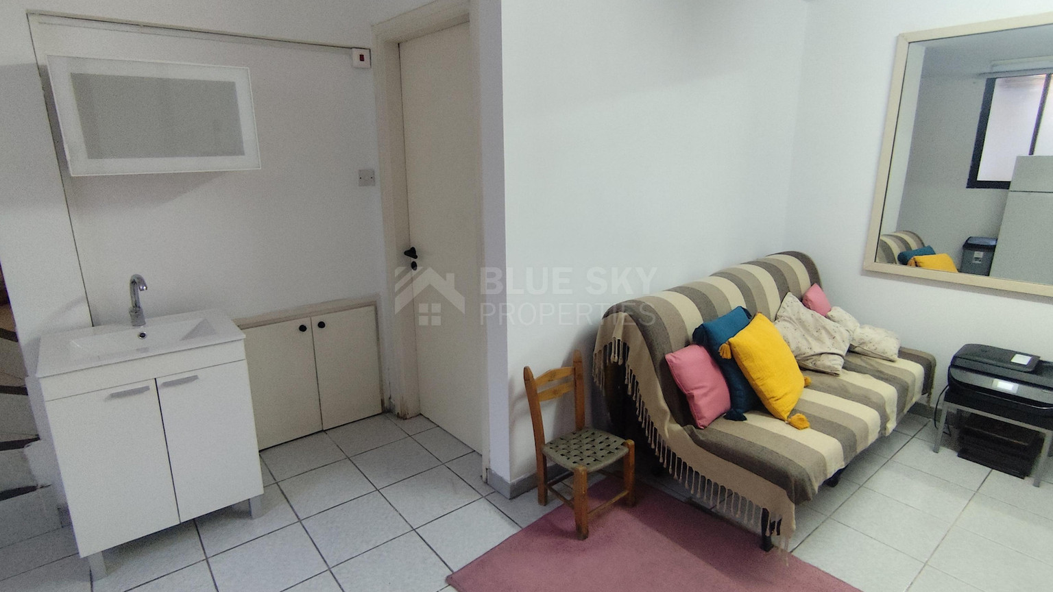One-Bedroom Furnished Apartment for Rent in Katholiki – Available Now