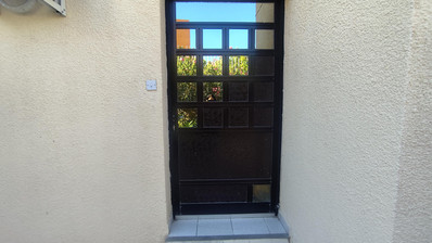 One-Bedroom Furnished Apartment for Rent in Katholiki – Available Now