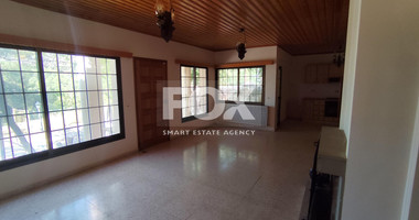Spacious  three Bedroom House with Large Garden for Rent in Moniatis