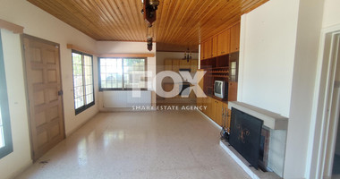 Spacious  three Bedroom House with Large Garden for Rent in Moniatis