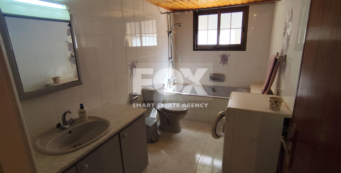 Spacious  three Bedroom House with Large Garden for Rent in Moniatis