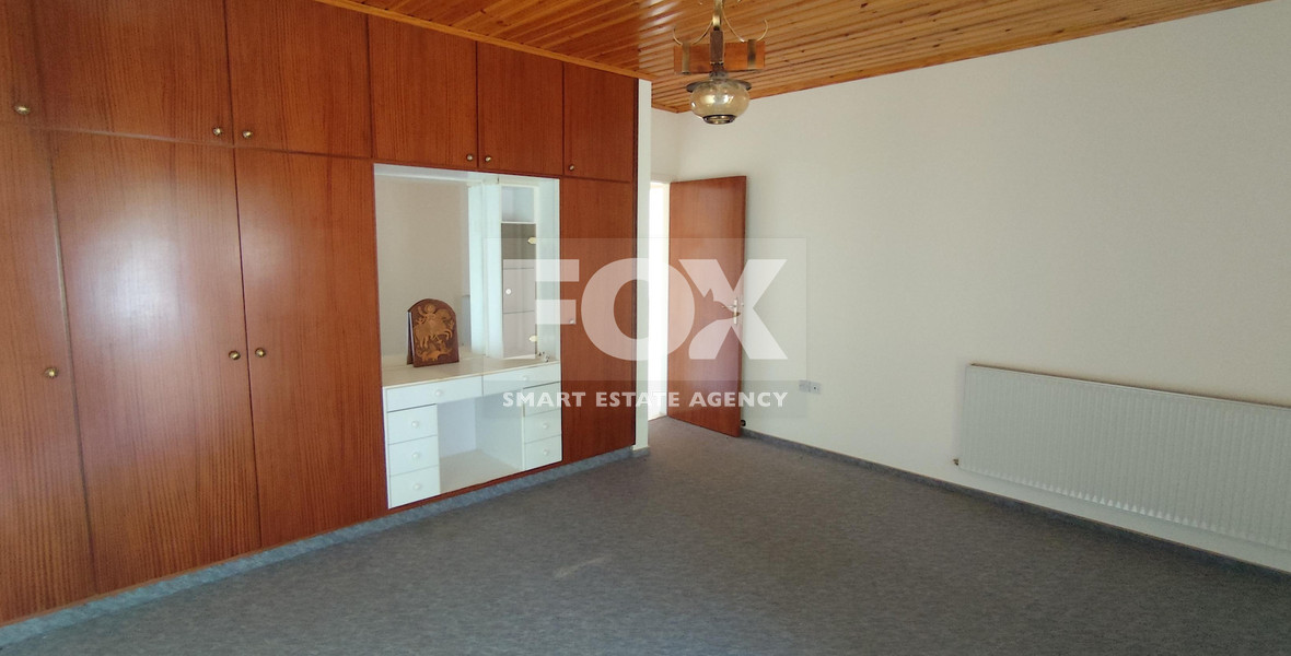 Spacious  three Bedroom House with Large Garden for Rent in Moniatis