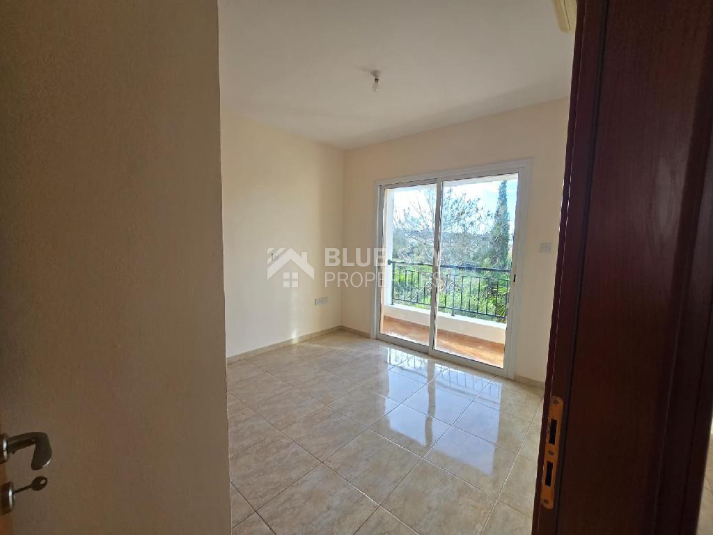 Modern two Bedroom Townhouse with Communal Pool in Chloraka, Paphos with separate title deeds.