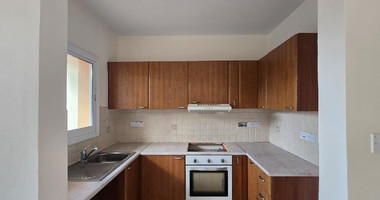 Modern two Bedroom Townhouse with Communal Pool in Chloraka, Paphos with separate title deeds.