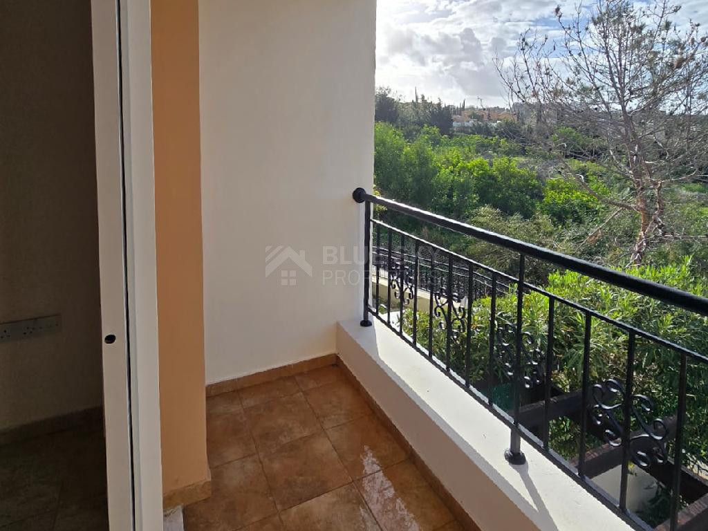 Modern two Bedroom Townhouse with Communal Pool in Chloraka, Paphos with separate title deeds.
