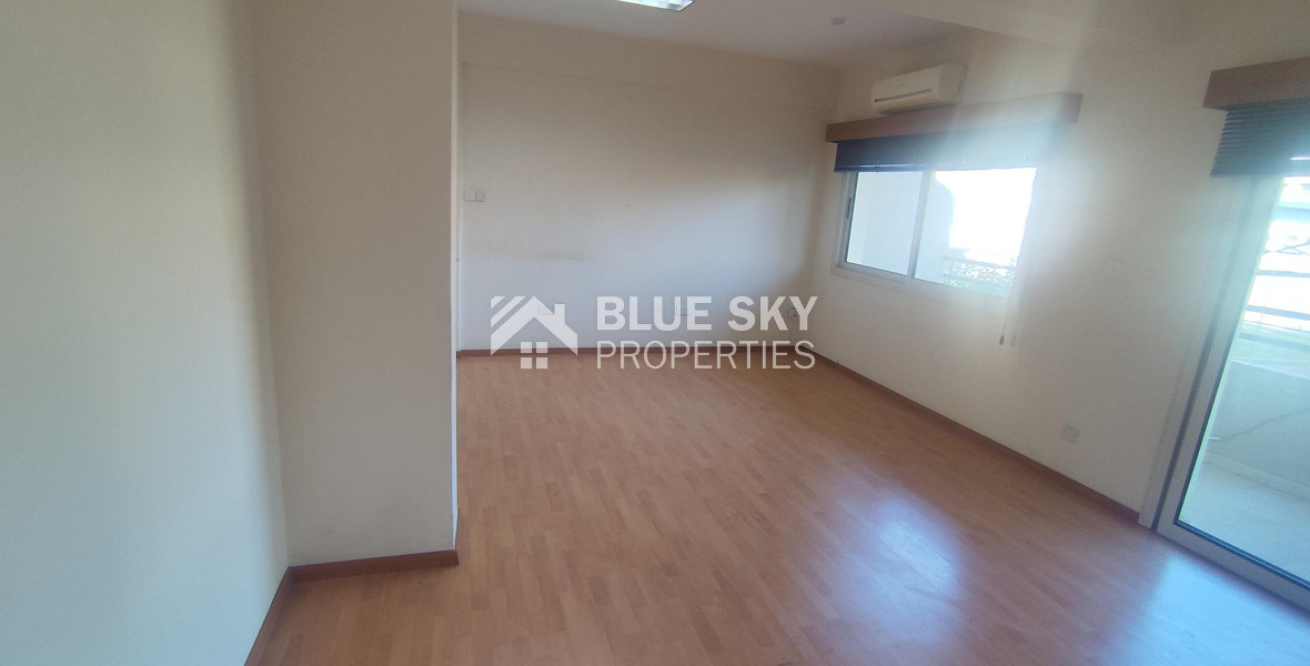 Office for Rent in Agia Zoni, Limassol | 74 m² + 14 m² Veranda