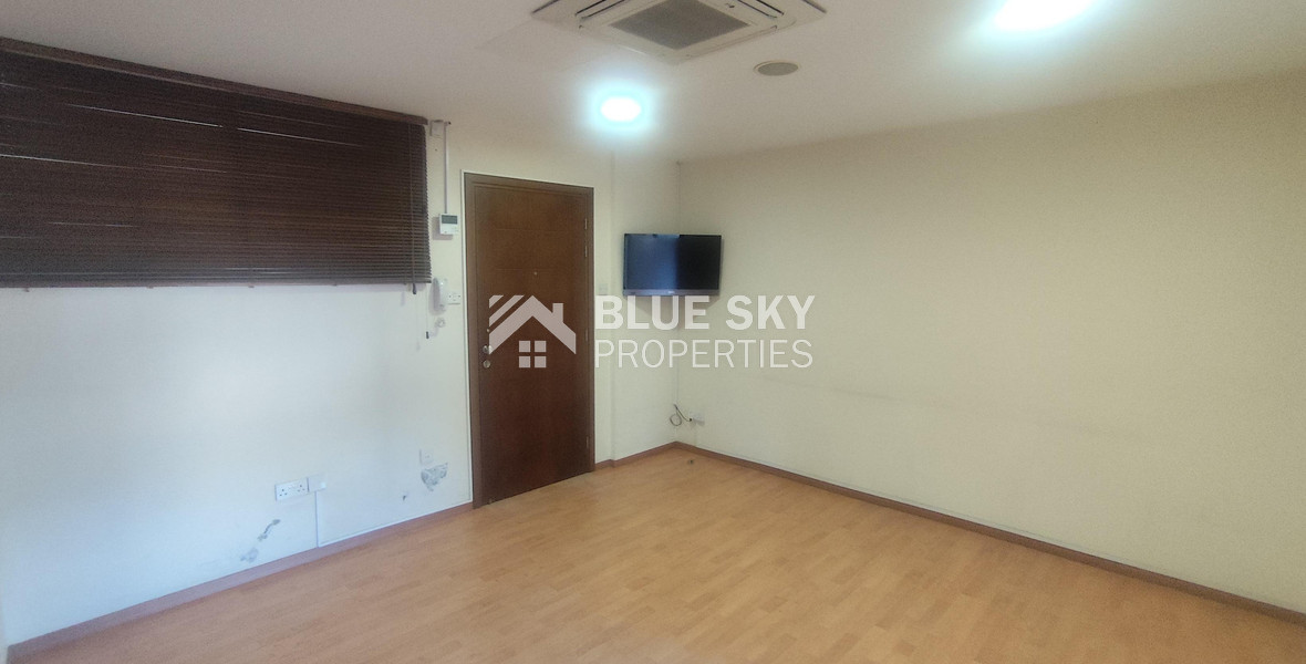 Office for Rent in Agia Zoni, Limassol | 74 m² + 14 m² Veranda