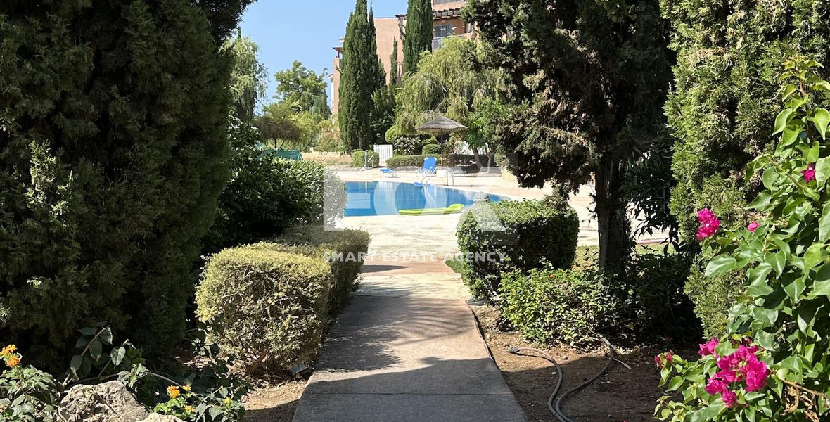 Renovated Two-Bedroom Ground-Floor Apartment | Mandria Gardens | Pool-Facing