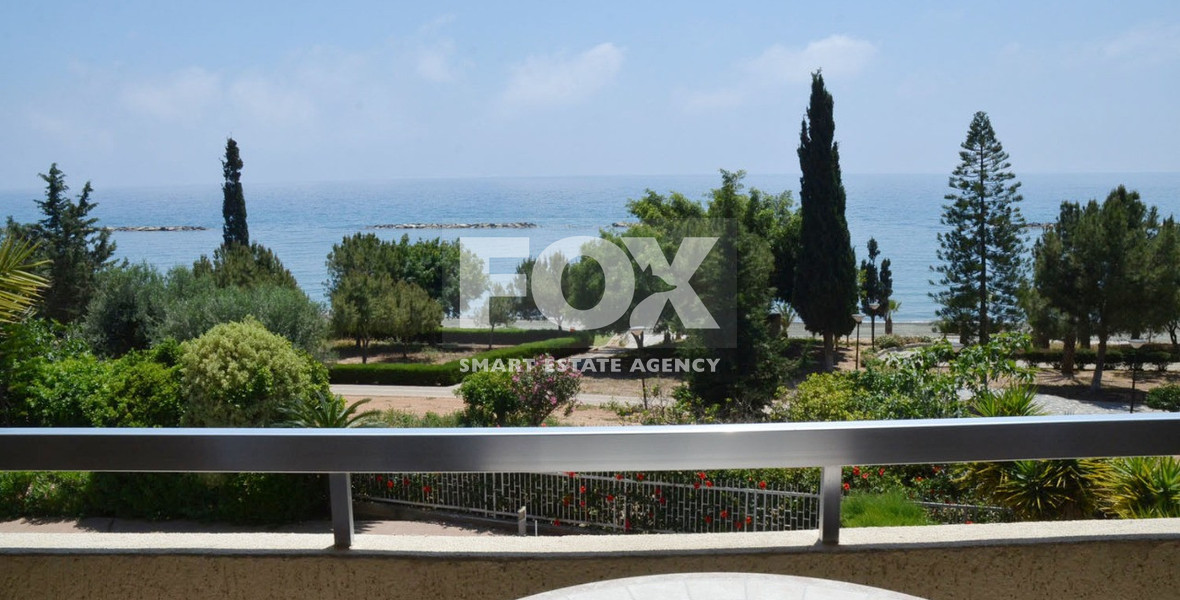 4-Bedroom Front-Line Apartment | 210 sq.m | Agios Tychonas,