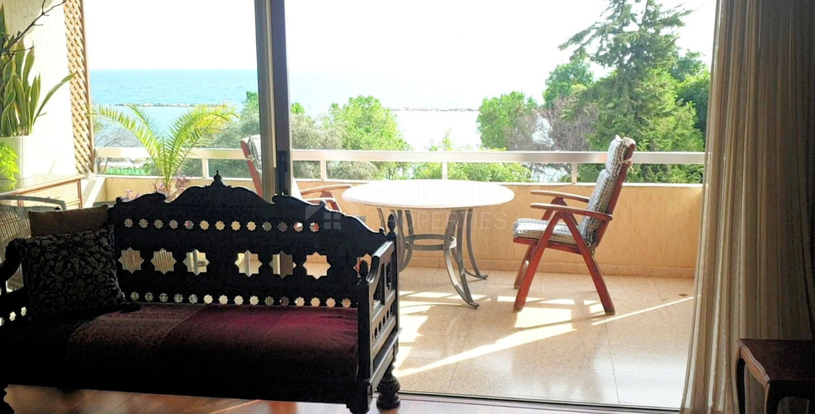 4-Bedroom Front-Line Apartment | 210 sq.m | Agios Tychonas,