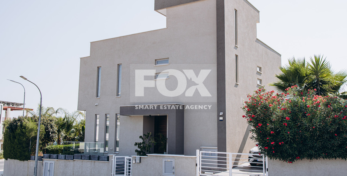 For Rent Luxury six-Bedroom Villa with Panoramic Sea Views in Agia Paraskevi-Germasogeia