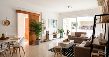Fully Furnished two Bedroom Apartment with Spacious Verandas & Parking