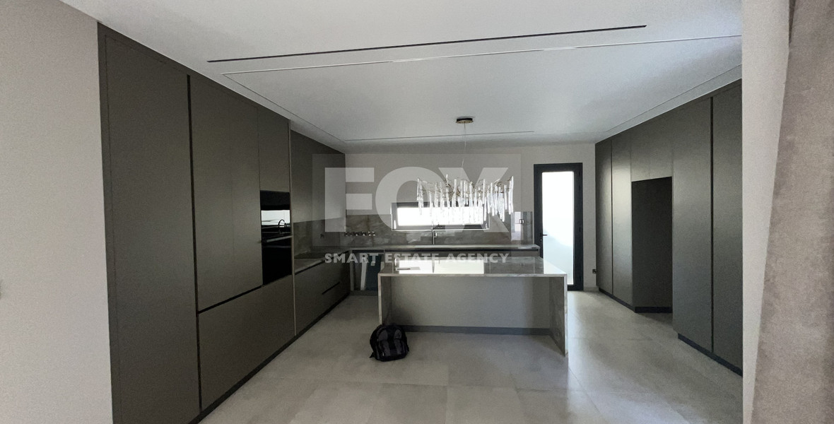 Modern 4-Bed Villa for Rent in Moni with Pool and Garden