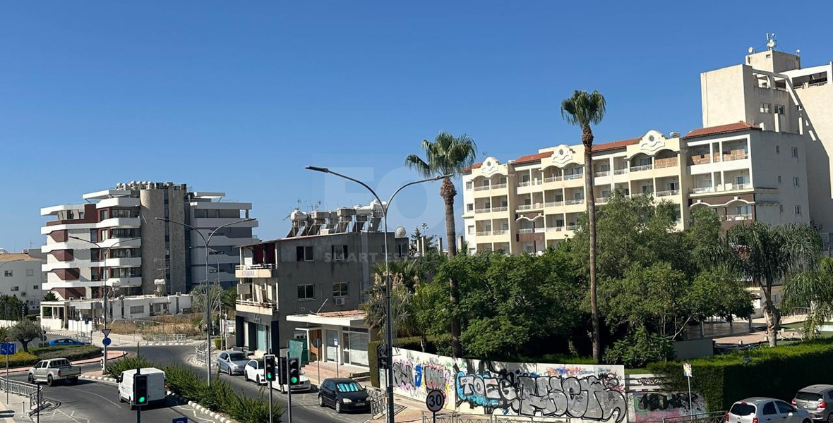 Modern Renovated Two-Bedroom Apartment | Walking Distance to the Beach | Potamos Germasogeias