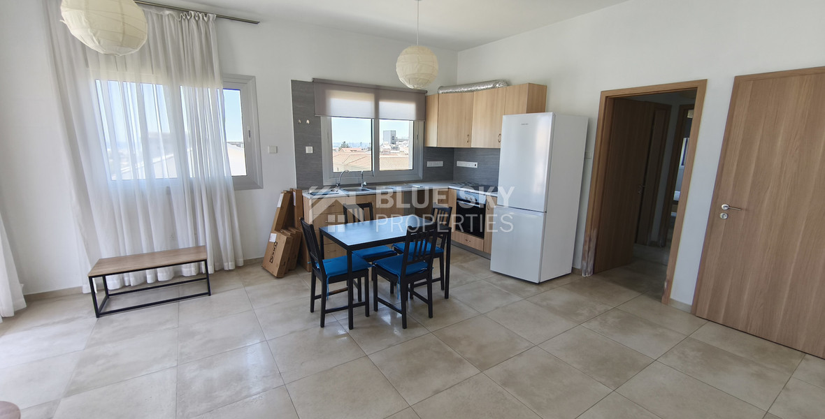 Spacious 1 Bed Top Floor upper house/Apartment in Panthea