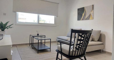 Full Building Investment: Four two Bedroom Apartments in Kato Paphos for sale