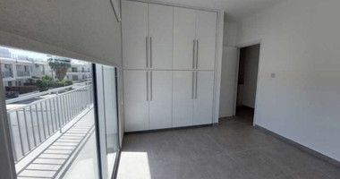 Full Building Investment: Four two Bedroom Apartments in Kato Paphos for sale