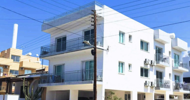Full Building Investment: Four two Bedroom Apartments in Kato Paphos for sale