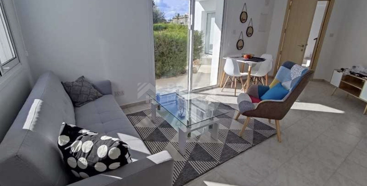 Turnkey four one bedroom Apartment Building with Expansion Potential in Prime Paphos Location for sale