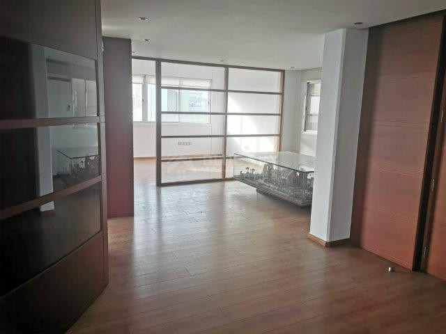 Spacious 200 m² Office for Rent in Agia Zoni