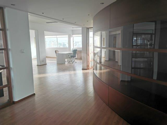 Spacious 200 m² Office for Rent in Agia Zoni