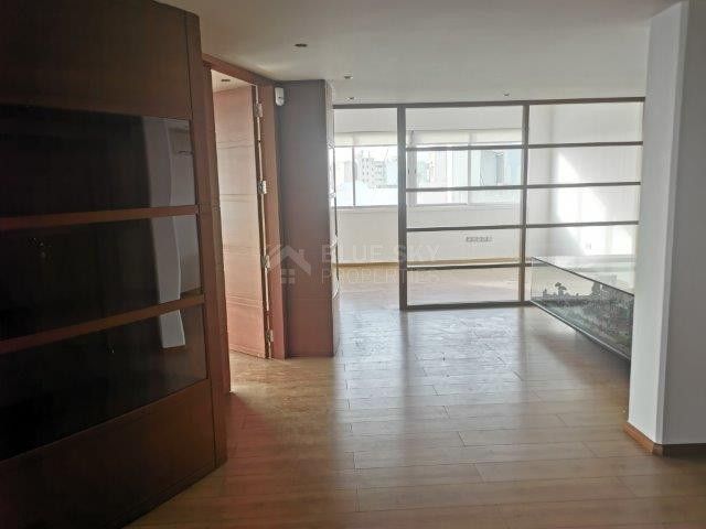 Spacious 200 m² Office for Rent in Agia Zoni