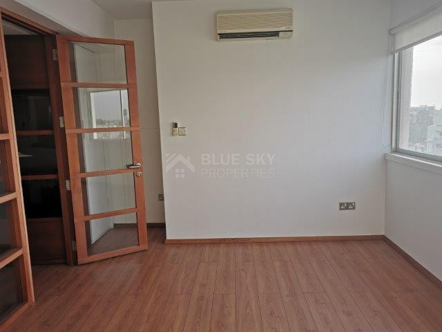 Spacious 200 m² Office for Rent in Agia Zoni